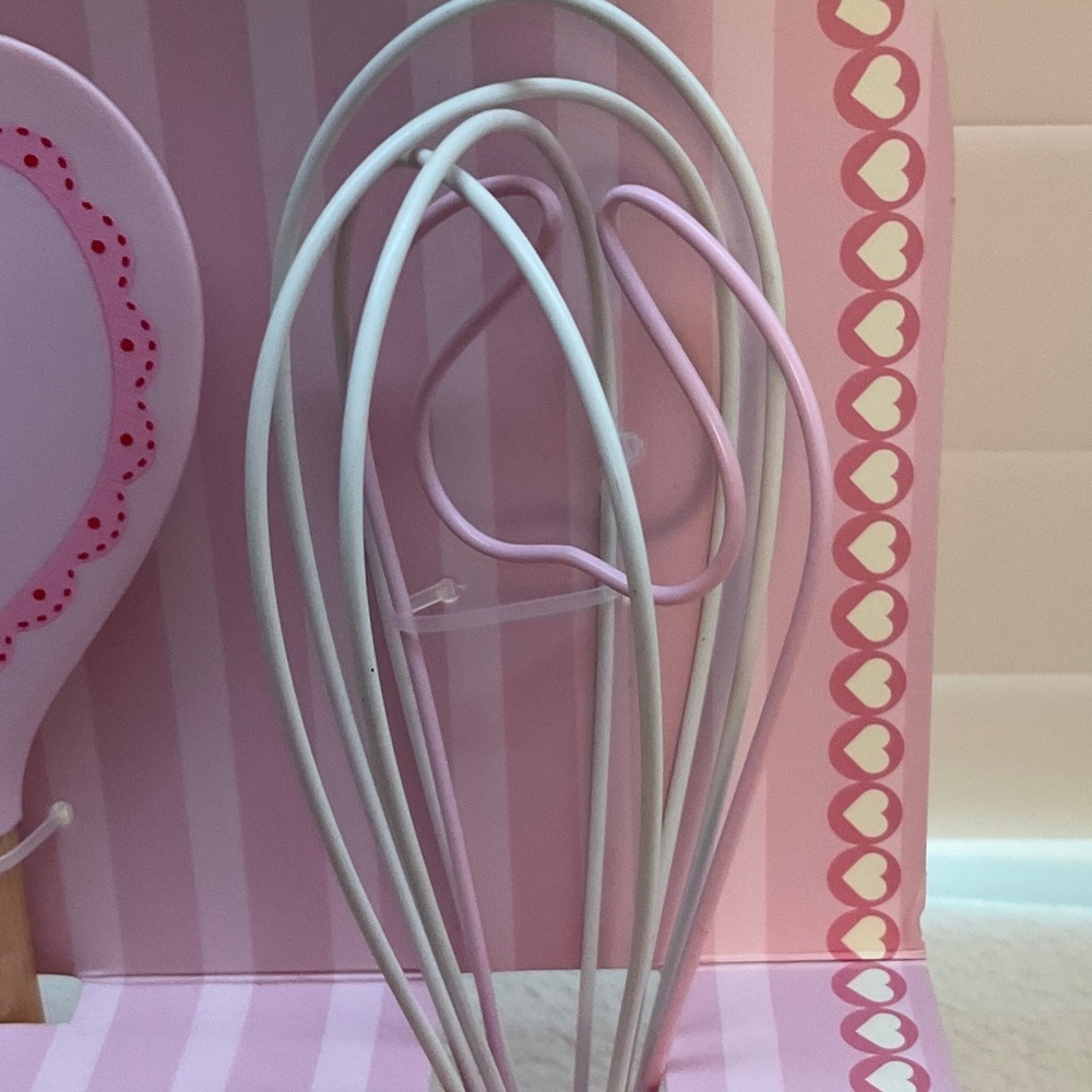 Pink Baking Utensil Set - Picture 4 of 7